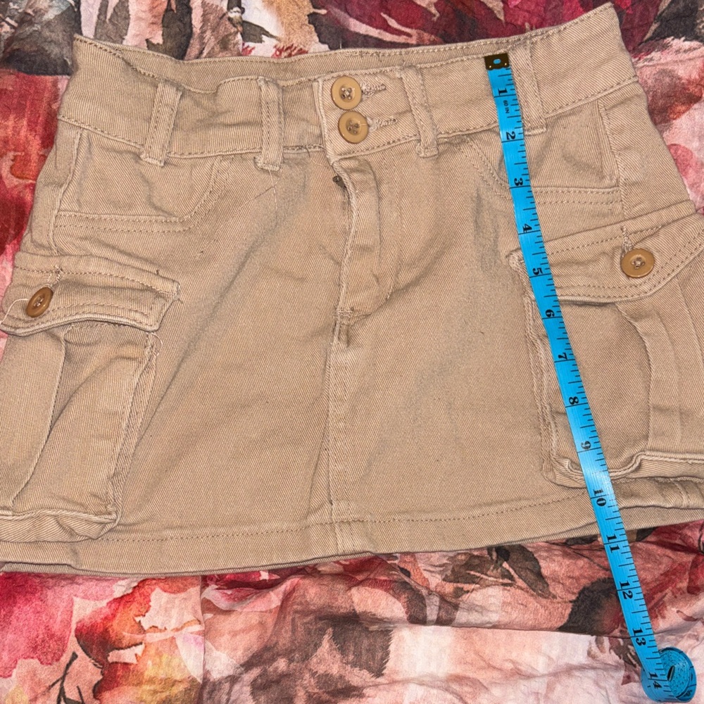 Woman’s Beige Cargo Pocket Mini Skirt, Size S - Picture 6 of 10